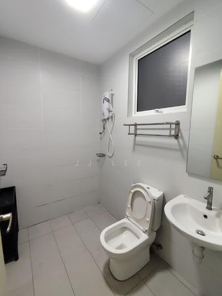 Pangsapuri untuk Disewa di Nadayu 801 - JJ Lee - Bathroom - PropertyGuru.com.my