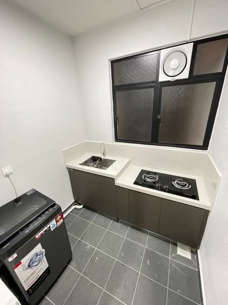 Pangsapuri untuk Disewa di Residensi Max - Vincent Lai - Kitchen - PropertyGuru.com.my
