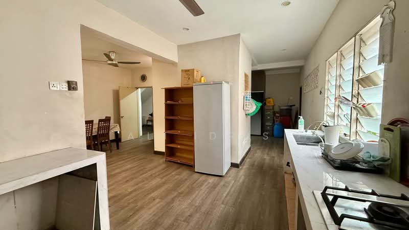 2-storey Terraced House for Sale in Bandar Mahkota Cheras (Cheras) - Ali Idris - Kitchen - PropertyGuru.com.my
