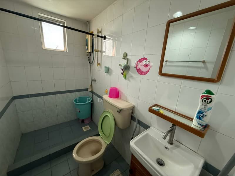 Service Residence for Rent at Rhythm Avenue - Eddy Lee - Bathroom - PropertyGuru.com.my