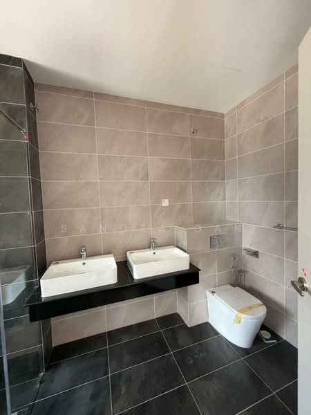 Semi-Detached House for Rent in Skudai (Johor) - Sandra Gan - Bathroom - PropertyGuru.com.my