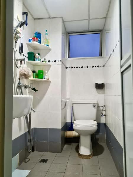 U Garden Resort Condominium untuk Untuk Disewa - RM 1,500 /bulan, Apr 2026 - Bathroom - PropertyGuru.com.my