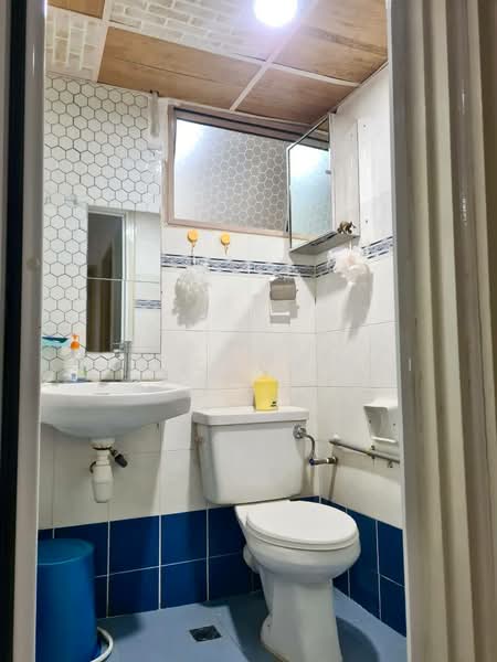 U Garden Resort Condominium untuk Untuk Disewa - RM 1,500 /bulan, Apr 2026 - Bathroom - PropertyGuru.com.my