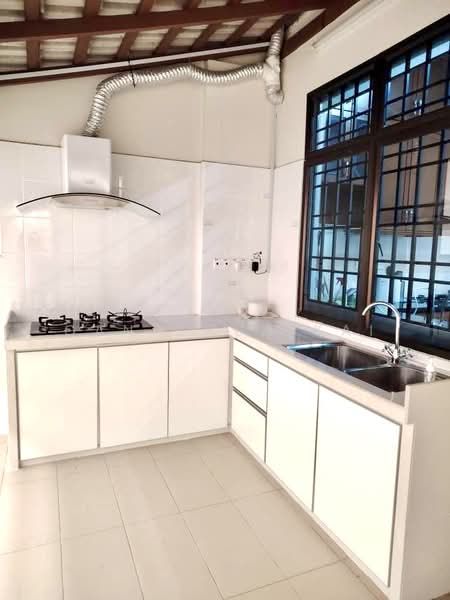 2-storey Terraced House for Rent in Batu Ferringhi (Penang) - Gan Chun Kai - Kitchen - PropertyGuru.com.my