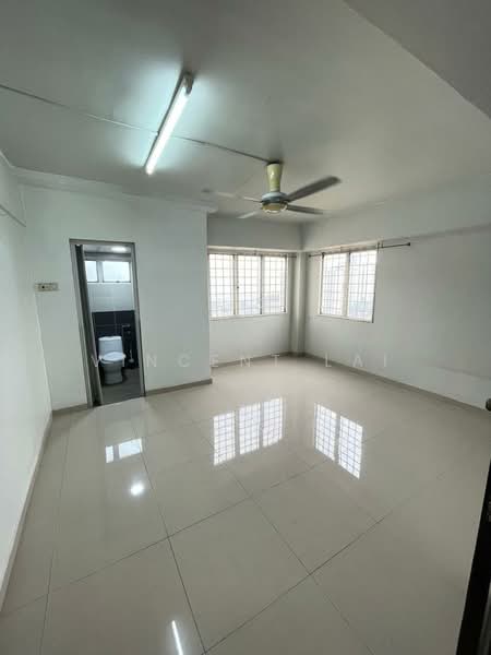 Pangsapuri untuk Disewa di Vista Saujana - Vincent Lai - Interior - PropertyGuru.com.my