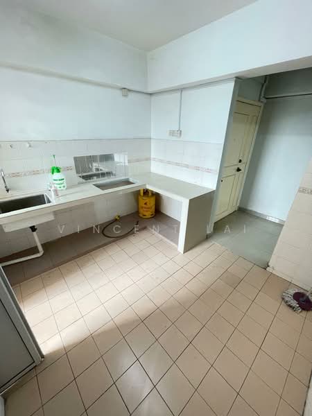 Pangsapuri untuk Disewa di Vista Saujana - Vincent Lai - Kitchen - PropertyGuru.com.my
