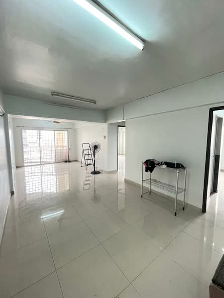 Pangsapuri untuk Disewa di Vista Saujana - Vincent Lai - Living Room - PropertyGuru.com.my