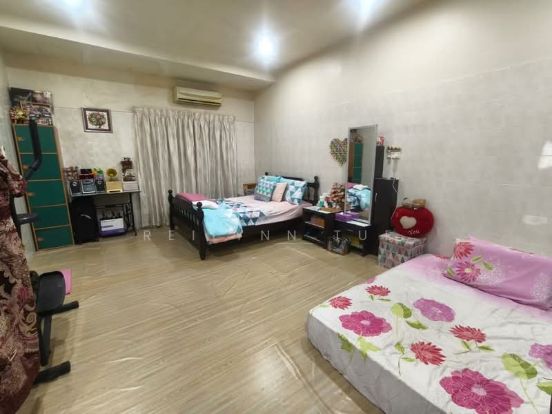 Kampung Batu Belah untuk Untuk Dijual - RM 990,000, Apr 2026 - Bedroom - PropertyGuru.com.my