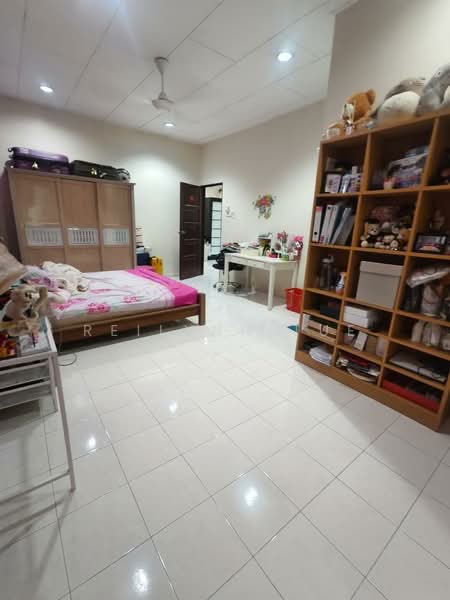 Kampung Batu Belah untuk Untuk Dijual - RM 990,000, Apr 2026 - Bedroom - PropertyGuru.com.my
