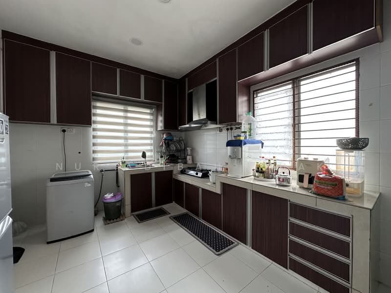 Townhouse for Sale in Taman Putra Perdana (Puchong) - Nur Adibah Ishak - Kitchen - PropertyGuru.com.my