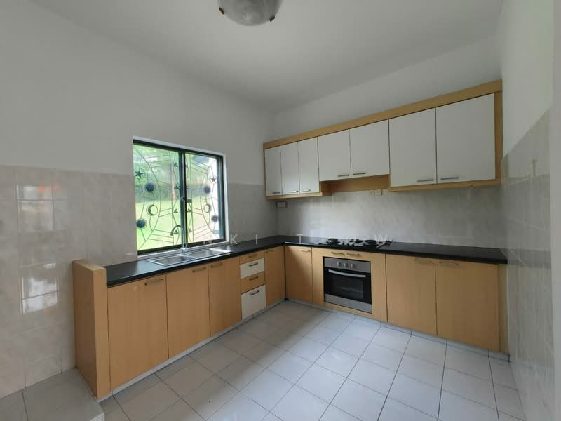 Bungalow for Sale in Leisure Farm (Gelang Patah) - Kinki Teow - Kitchen - PropertyGuru.com.my