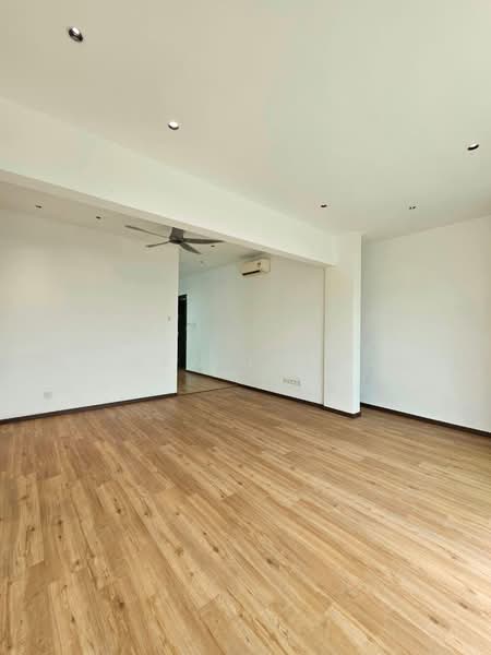 Sunway Lenang Heights untuk Untuk Dijual - RM 2,380,000, Apr 2026 - Living Room - PropertyGuru.com.my