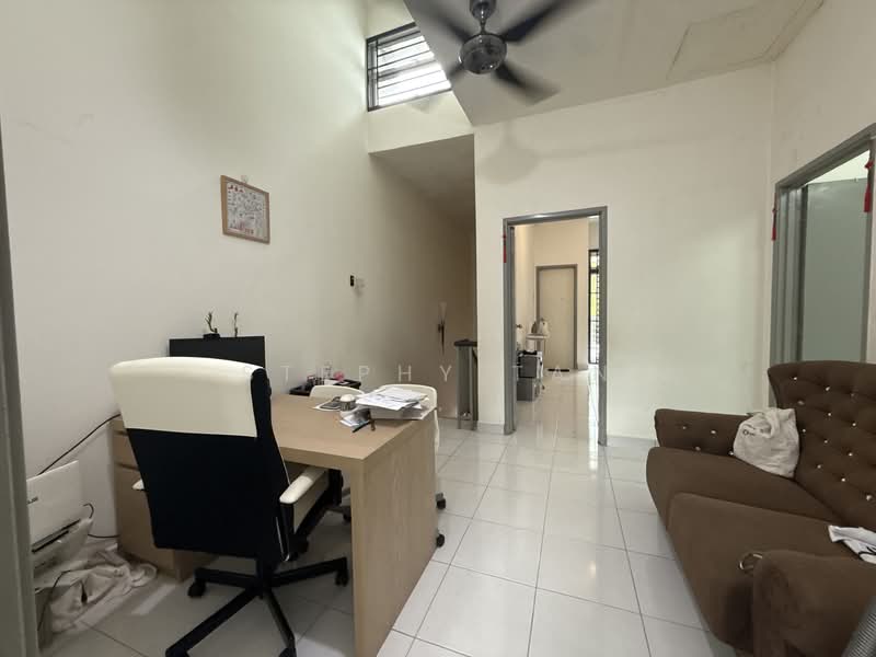 Terraced House for Sale in Skudai (Johor) - Stephy Tan - Study - PropertyGuru.com.my