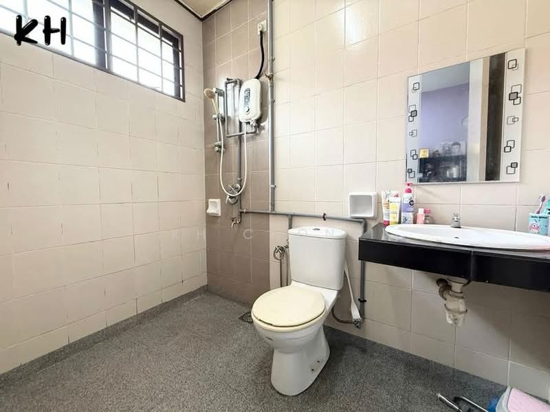 Rumah Teres untuk Dijual di Alam Impian (Shah Alam) - KH Chong - Bathroom - PropertyGuru.com.my