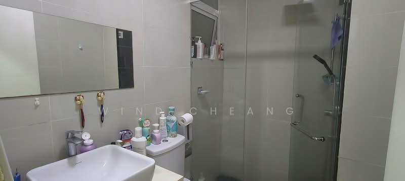Servis Apartment untuk Disewa di Skypod Residence - Wind Cheang - Bathroom - PropertyGuru.com.my