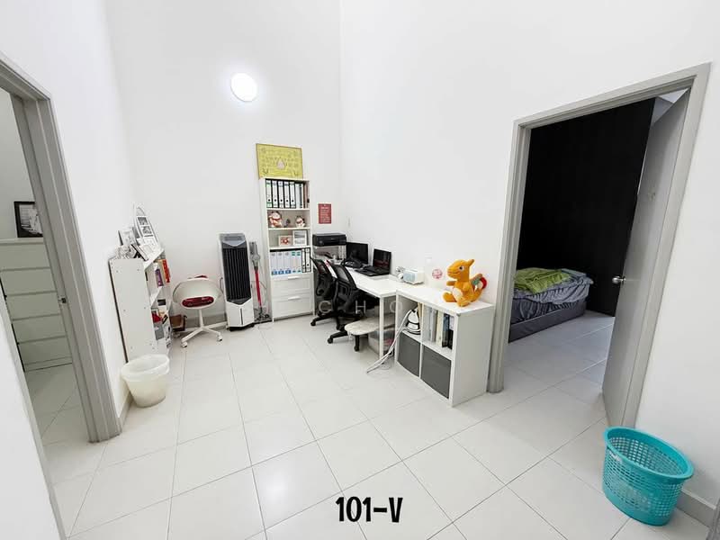 Rumah Teres untuk Dijual di Bandar Puteri Klang (Klang) - KH Chong - Study - PropertyGuru.com.my