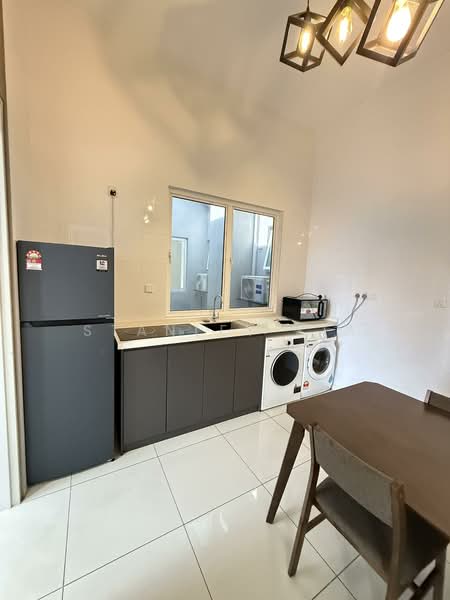 Pangsapuri untuk Disewa di Nadayu 801 - Stanley Sia - Kitchen - PropertyGuru.com.my