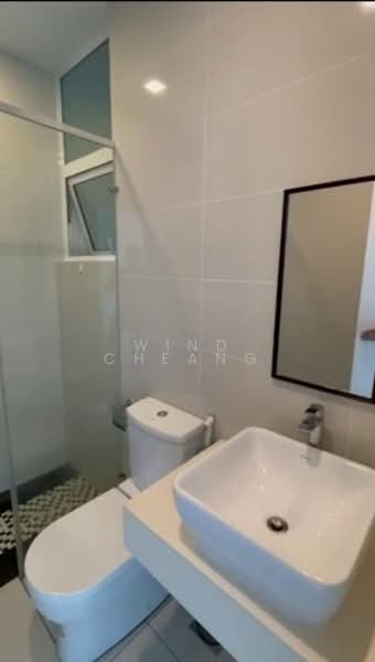 Servis Apartment untuk Disewa di Skypod Residence - Wind Cheang - Bathroom - PropertyGuru.com.my