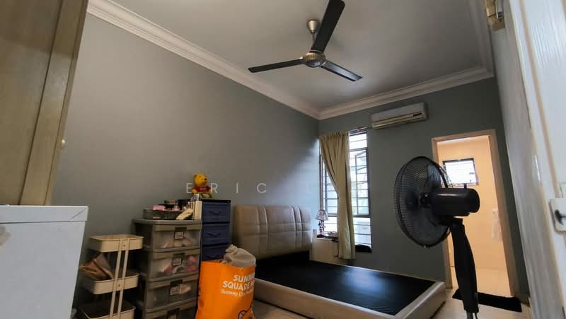 Rumah Bandar untuk Dijual di Petaling Jaya (Selangor) - Eric Lim - Bedroom - PropertyGuru.com.my