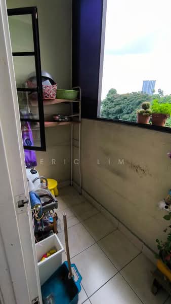 Rumah Bandar untuk Dijual di Petaling Jaya (Selangor) - Eric Lim - Balcony - PropertyGuru.com.my