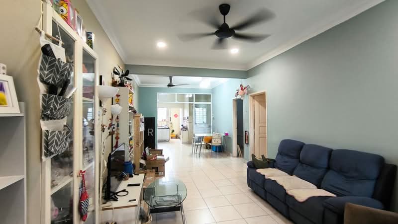 Rumah Bandar untuk Dijual di Petaling Jaya (Selangor) - Eric Lim - Living Room - PropertyGuru.com.my
