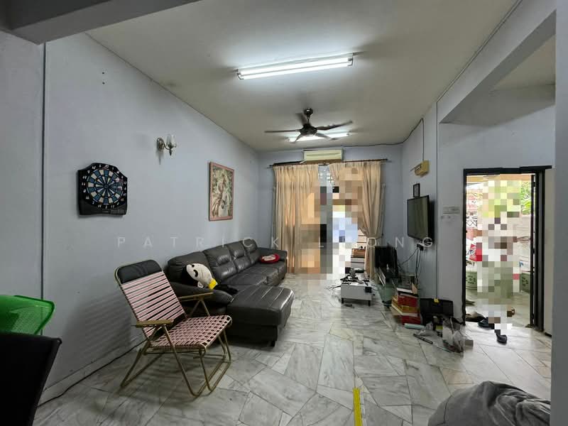 Taman Tun Perak untuk Untuk Dijual - RM 468,000, Apr 2026 - Living Room - PropertyGuru.com.my