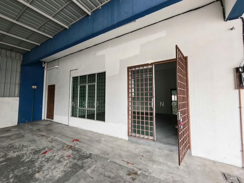 Semi-D Factory for Rent in Kawasan Perindustrian Ringan Bercham (Ipoh) - Jason Leong - Entrance - PropertyGuru.com.my