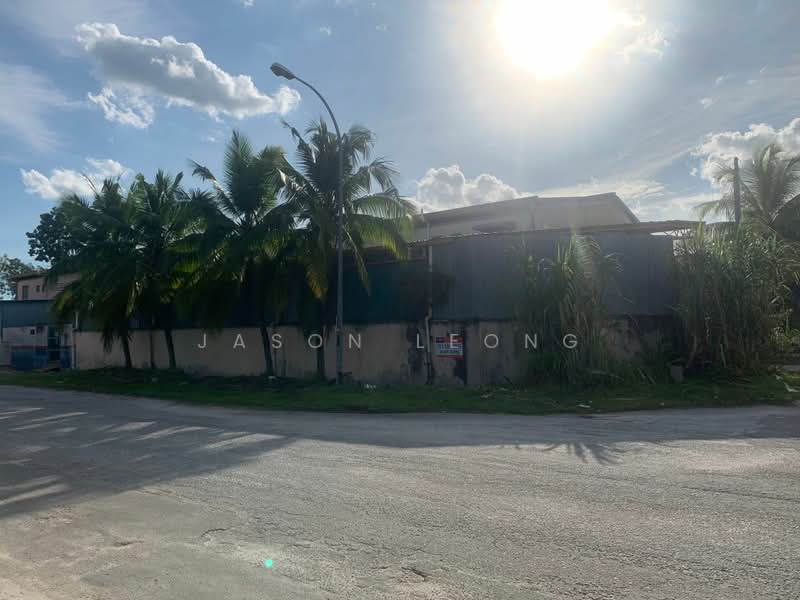 Semi-D Factory for Rent in Kawasan Perindustrian Ringan Bercham (Ipoh) - Jason Leong - Exterior - PropertyGuru.com.my