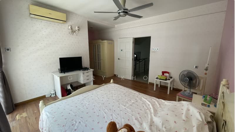 3-storey Terraced House for Sale in Tanjung Bungah (Penang) - Gary Khoo - Bedroom - PropertyGuru.com.my