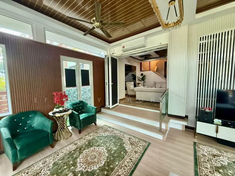 Semi-Detached House for Sale in Seksyen 1 Bandar Baru Bangi (Bandar Baru Bangi) - Effendy Shohaili - Living Room - PropertyGuru.com.my