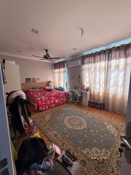 Semi-Detached House for Sale in Seksyen 1 Bandar Baru Bangi (Bandar Baru Bangi) - Effendy Shohaili - Bedroom - PropertyGuru.com.my
