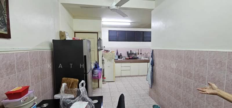 Rumah Teres 2 Tingkat untuk Dijual di Taman Skudai Baru (Skudai) - Katherine Low - Kitchen - PropertyGuru.com.my
