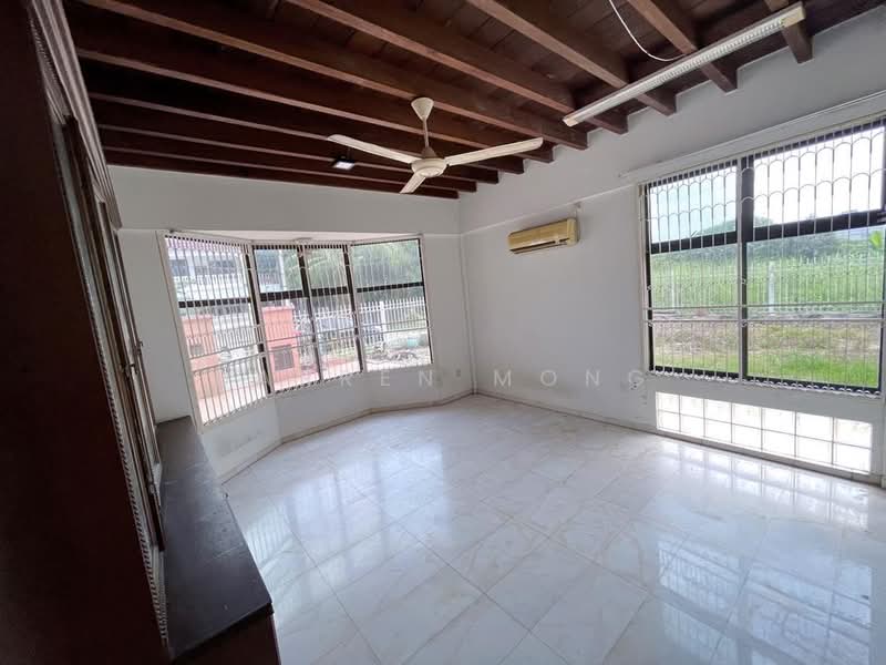 Rumah Teres 2 Tingkat untuk Dijual di Johor Bahru (Johor) - Darren Mong - Living Room - PropertyGuru.com.my