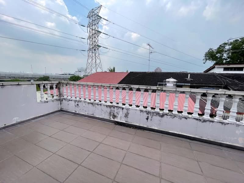 Rumah Teres 2 Tingkat untuk Dijual di Johor Bahru (Johor) - Darren Mong - Balcony - PropertyGuru.com.my