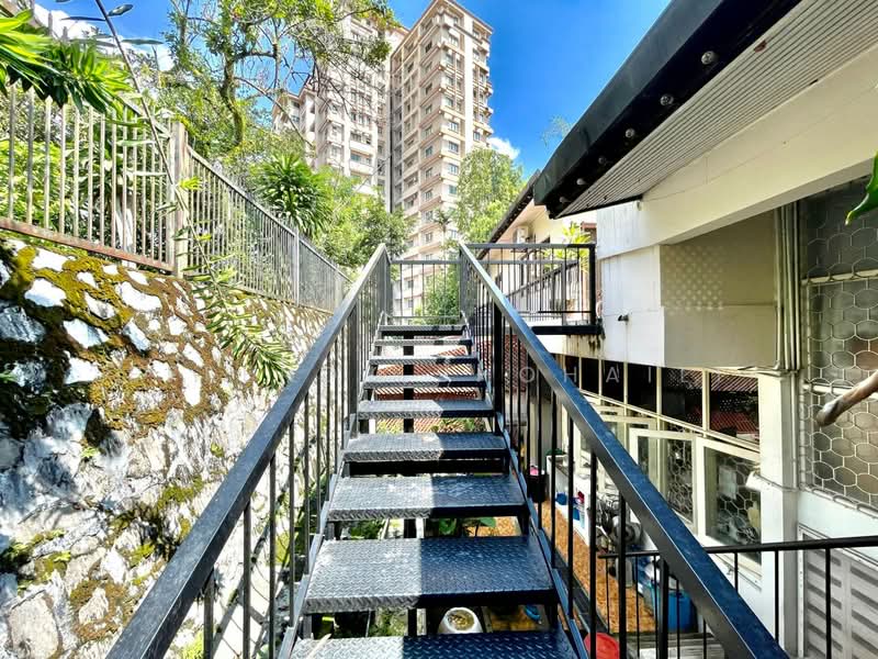 Bungalow for Sale in Seksyen 16 (Petaling Jaya) - Effendy Shohaili - Exterior - PropertyGuru.com.my