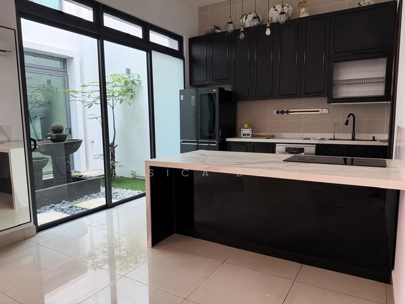 Rumah Teres untuk Disewa di Iskandar Puteri (Nusajaya) (Johor) - Jessica Boey - Kitchen - PropertyGuru.com.my