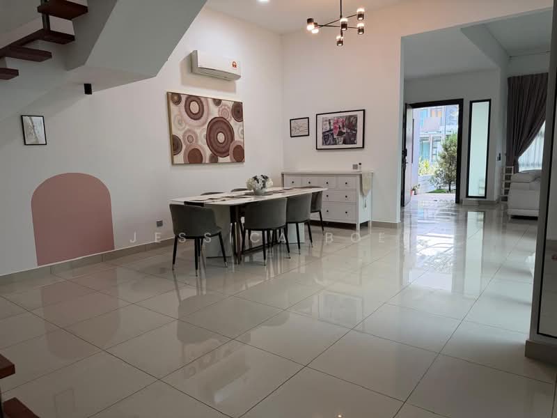 Rumah Teres untuk Disewa di Iskandar Puteri (Nusajaya) (Johor) - Jessica Boey - Dining Room - PropertyGuru.com.my
