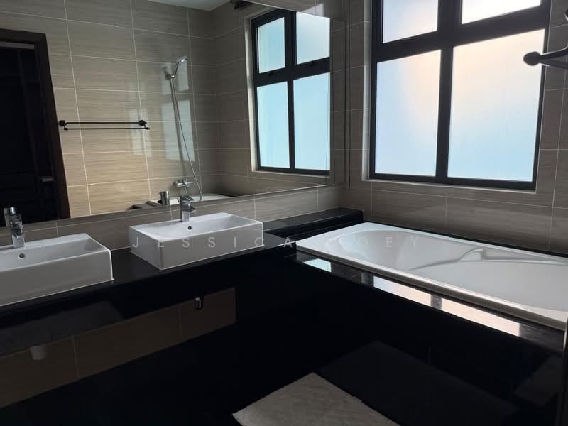 Rumah Teres untuk Disewa di Iskandar Puteri (Nusajaya) (Johor) - Jessica Boey - Bathroom - PropertyGuru.com.my