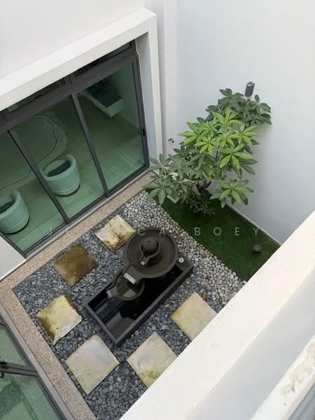 Rumah Teres untuk Disewa di Iskandar Puteri (Nusajaya) (Johor) - Jessica Boey - Garden - PropertyGuru.com.my