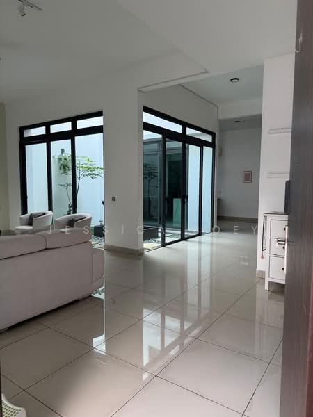 Rumah Teres untuk Disewa di Iskandar Puteri (Nusajaya) (Johor) - Jessica Boey - Living Room - PropertyGuru.com.my