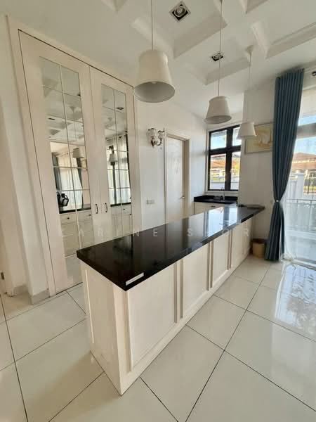 Cluster House for Rent in Iskandar Puteri (Nusajaya) (Johor) - Karine Sior - Kitchen - PropertyGuru.com.my