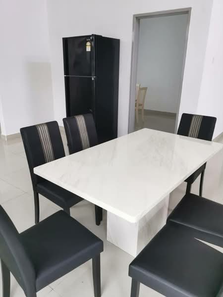 Cluster House for Rent in Kangkar Pulai (Skudai) - Karen Lee - Dining Room - PropertyGuru.com.my