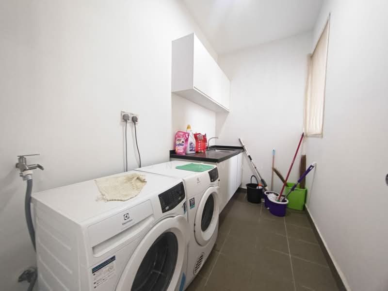 Kondominium untuk Disewa di Dwiputra Residences - Leon Kwan - Interior - PropertyGuru.com.my