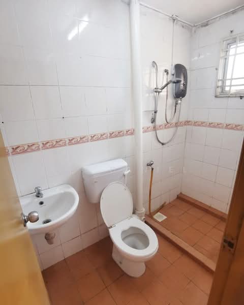 Kemuning Greenville untuk Untuk Dijual - RM 400,000, Apr 2026 - Bathroom - PropertyGuru.com.my
