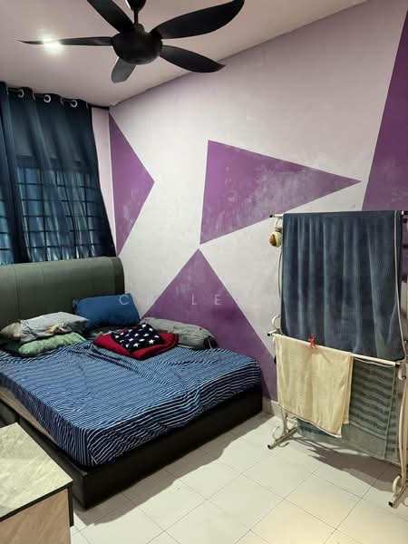 2-storey Terraced House for Sale in Taman Gaya (Ulu Tiram) - Ck Leow - Bedroom - PropertyGuru.com.my