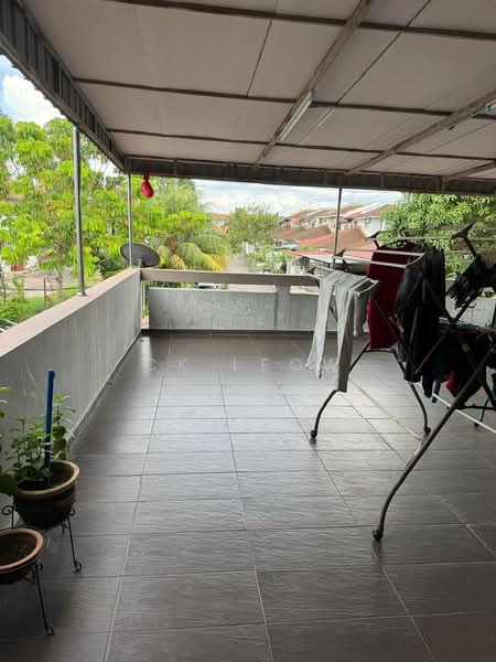2-storey Terraced House for Sale in Taman Gaya (Ulu Tiram) - Ck Leow - Balcony - PropertyGuru.com.my