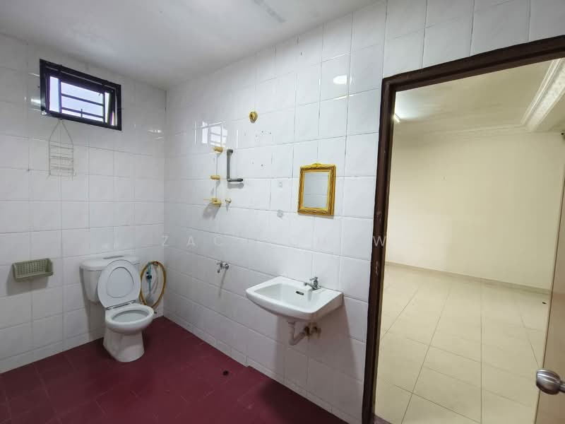 2-storey Terraced House for Sale in Taman Puteri Wangsa (Ulu Tiram) - Zack Chow - Bathroom - PropertyGuru.com.my