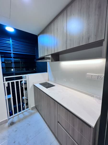Service Residence for Sale at Suasana @ Utropolis - Jane Ng - Kitchen - PropertyGuru.com.my
