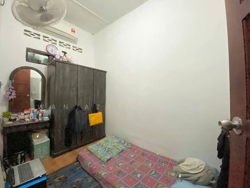 1-storey Terraced House for Sale in Telok Panglima Garang (Selangor) - Wan Azlan Ahmad - PropertyGuru.com.my