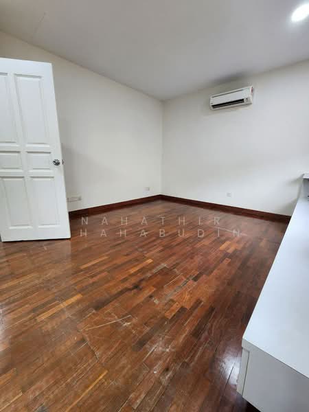 Rumah Teres 2 Tingkat untuk Dijual di Bukit Jelutong (Shah Alam) - Nahathir Shahabudin - Interior - PropertyGuru.com.my